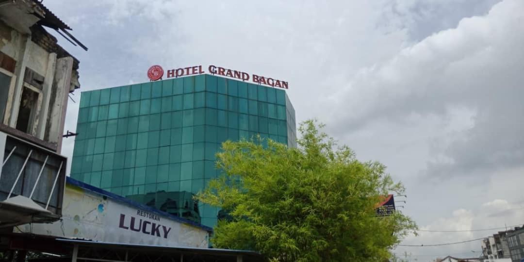 Grand Bagan Hotel Butterworth Buitenkant foto