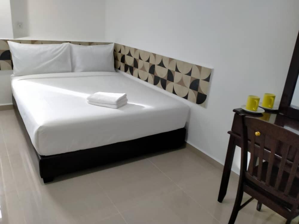 Grand Bagan Hotel Butterworth Buitenkant foto